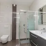 Adriatic Apartment *